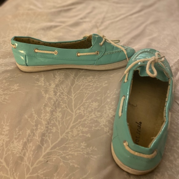 🩴🩴🩴 Mint colored boat shoes🩴🩴🩴 - Picture 3 of 5